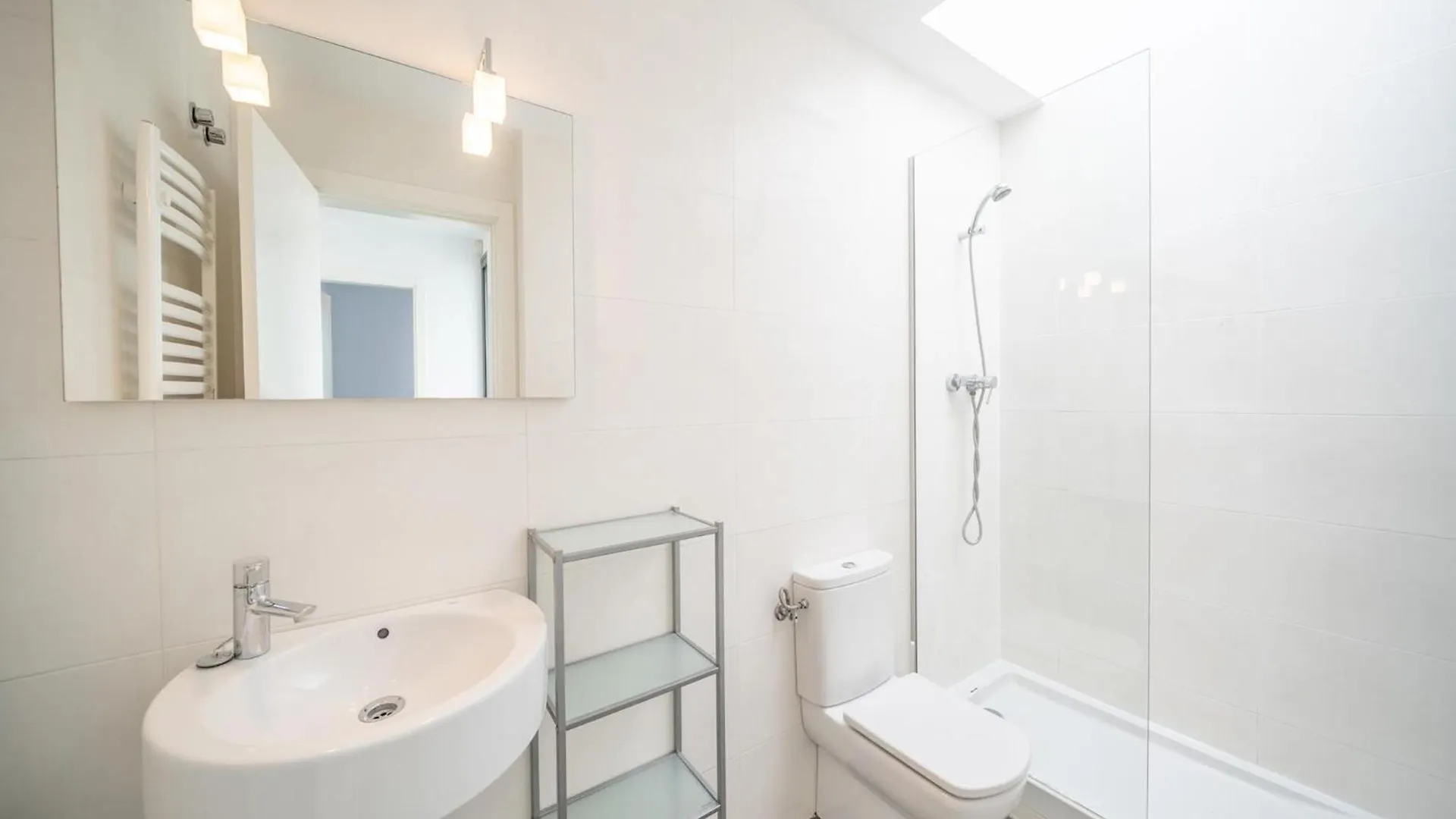 Beautiful Villa Near Montgri Natural Park L' Escala