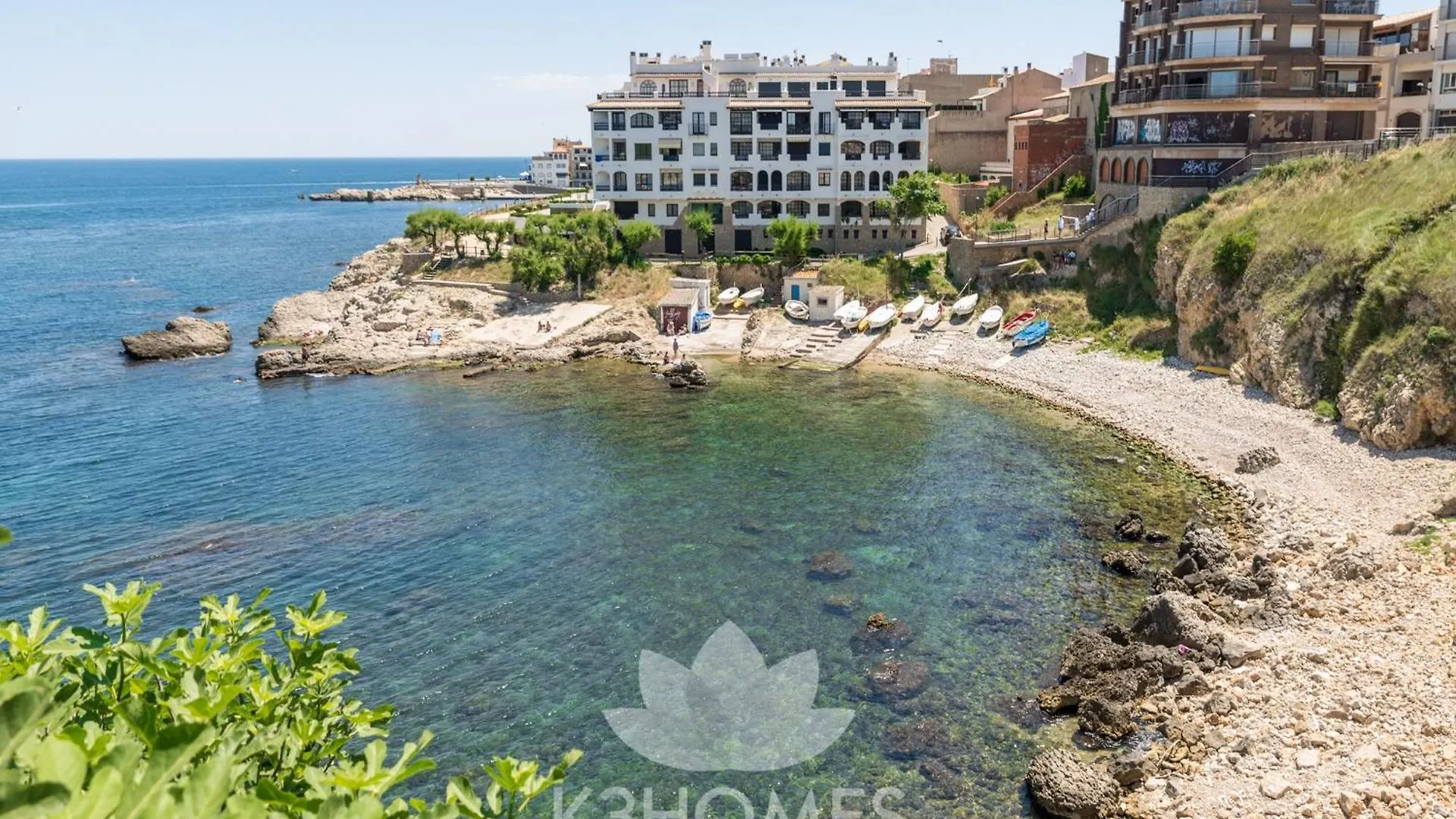 Beautiful Villa Near Montgri Natural Park L' Escala